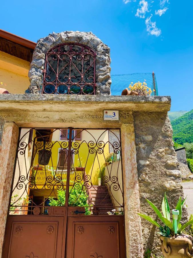Casa Al Capitello Daire Malcesine Dış mekan fotoğraf
